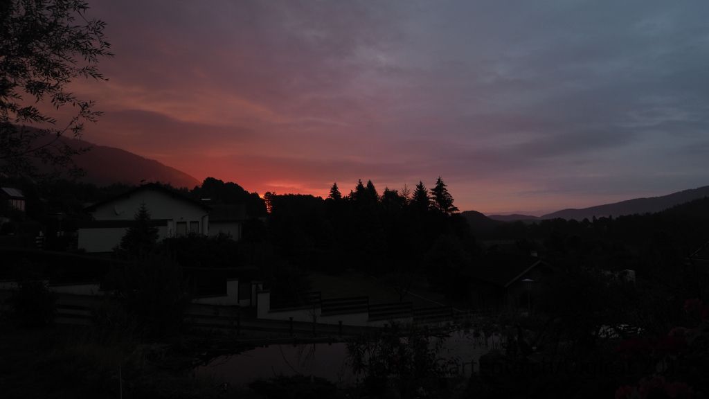 M5031841_2015-09-03_Morgenrot.JPG