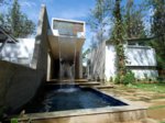 Wasserfall-Garten-modern-Wohlfuehlgarten-Pool-Entspannung.jpg