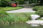 IQ3M5046_09-05-2010_Japangarten_geschwungene-Wege.JPG