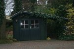 verwunschene Gartenhütte.jpg