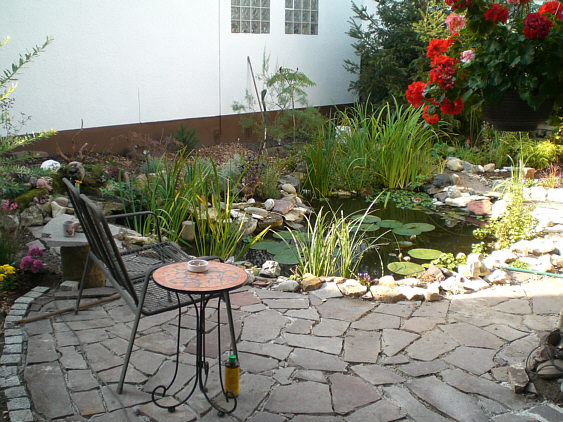 Gartentisch01.jpg